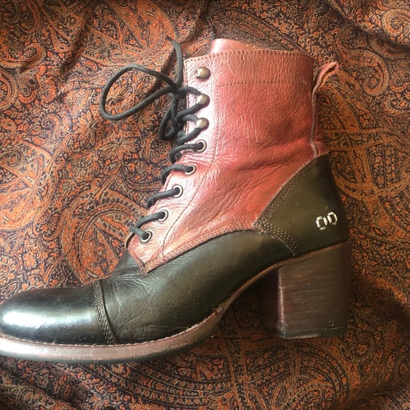 EUC BED STU ‘JUDGEMENT’ BOOTS! BLACK/TEAK 9.5 - Picture 9 of 11